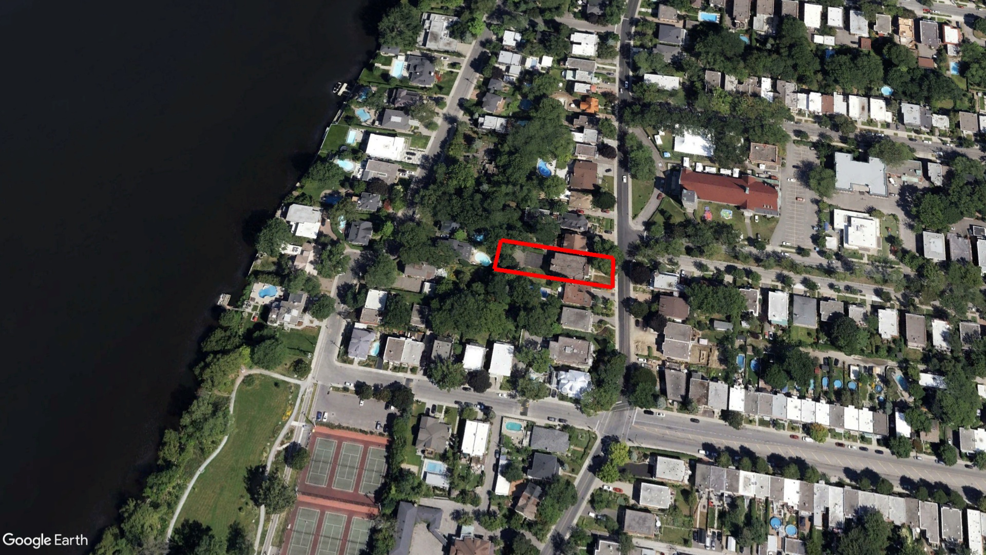 Tax Sale Montreal, Quebec - 725946-00