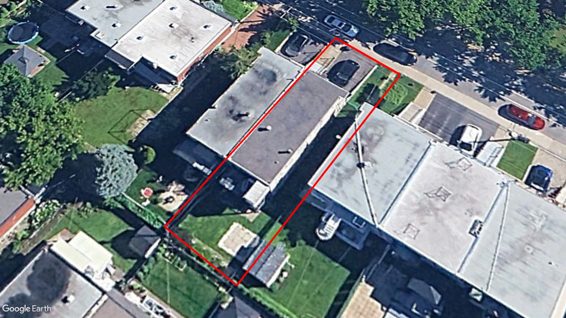 Tax Sale Montreal, Quebec - 020708-56