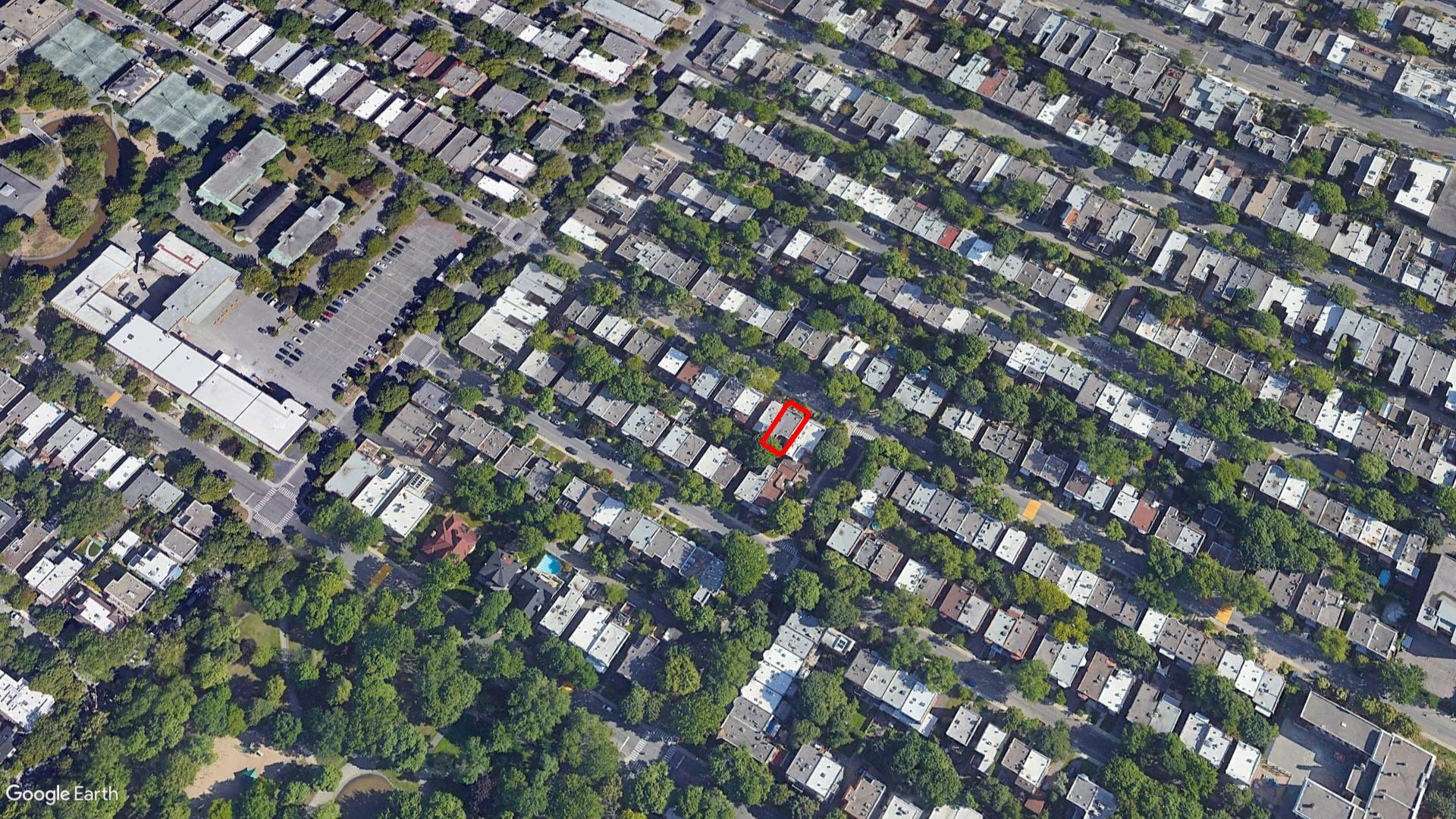 Tax Sale Montreal, Quebec - 030338-65