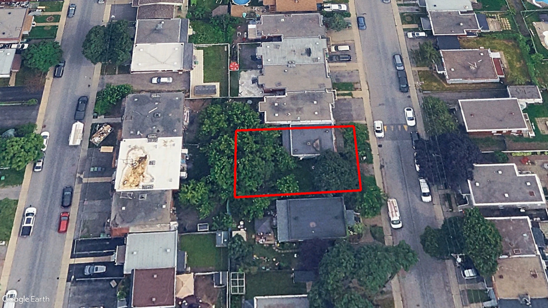 Tax Sale Montreal, Quebec - 050578-81