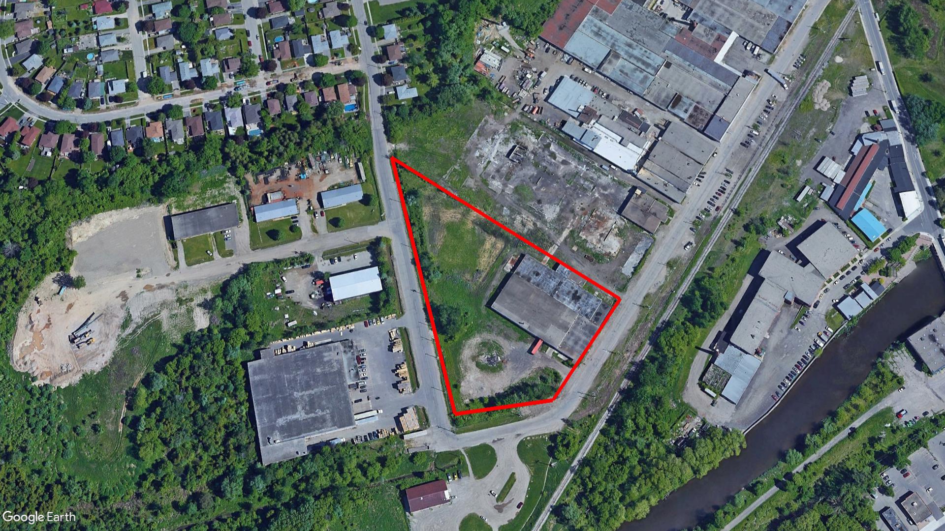 Tax Sale Cambridge, Ontario - 30 06 140 001 09800 0000