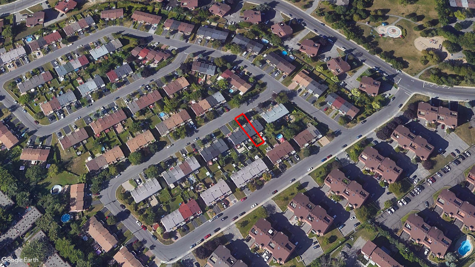 Tax Sale Montreal, Quebec - 040162-61