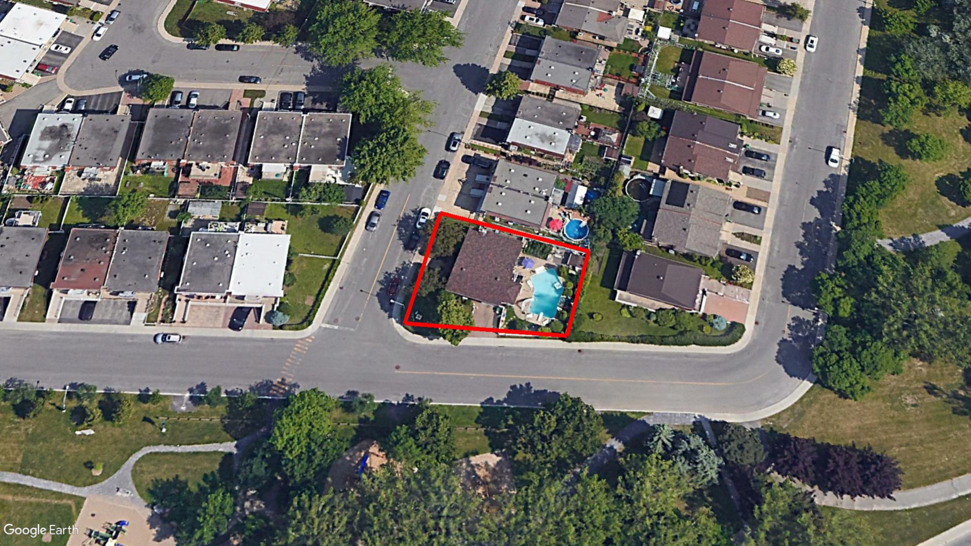 Tax Sale Montreal, Quebec - 040438-12