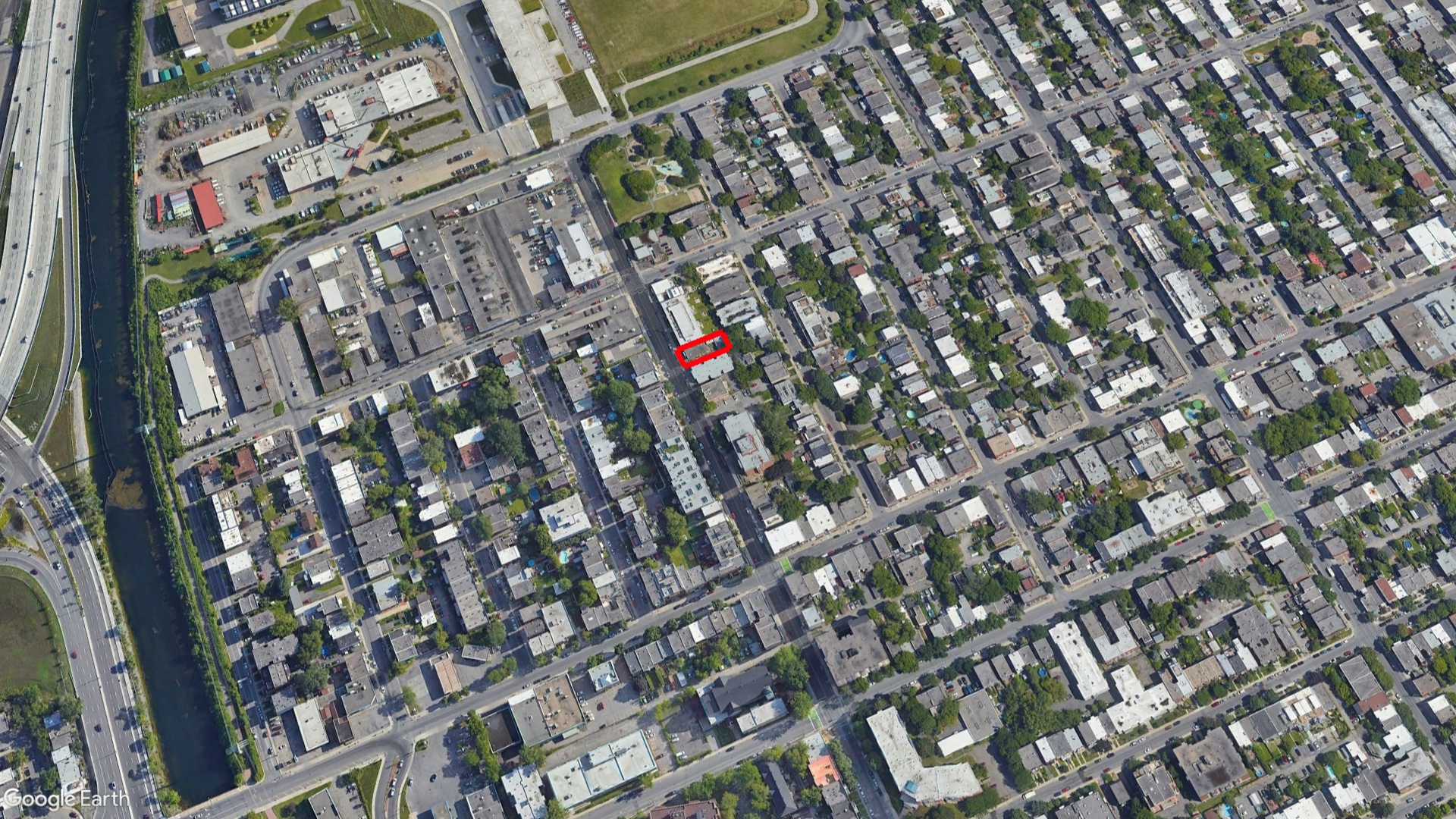 Tax Sale Montreal, Quebec - 010466-34