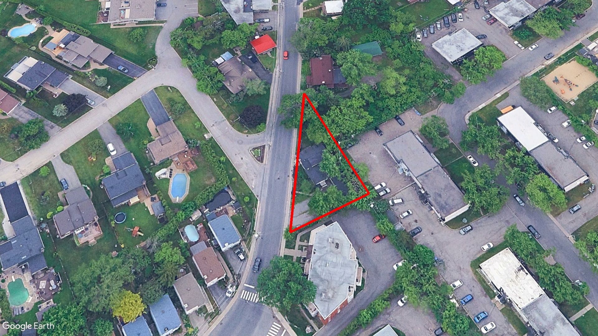 Tax Sale Montreal, Quebec - 040848-77