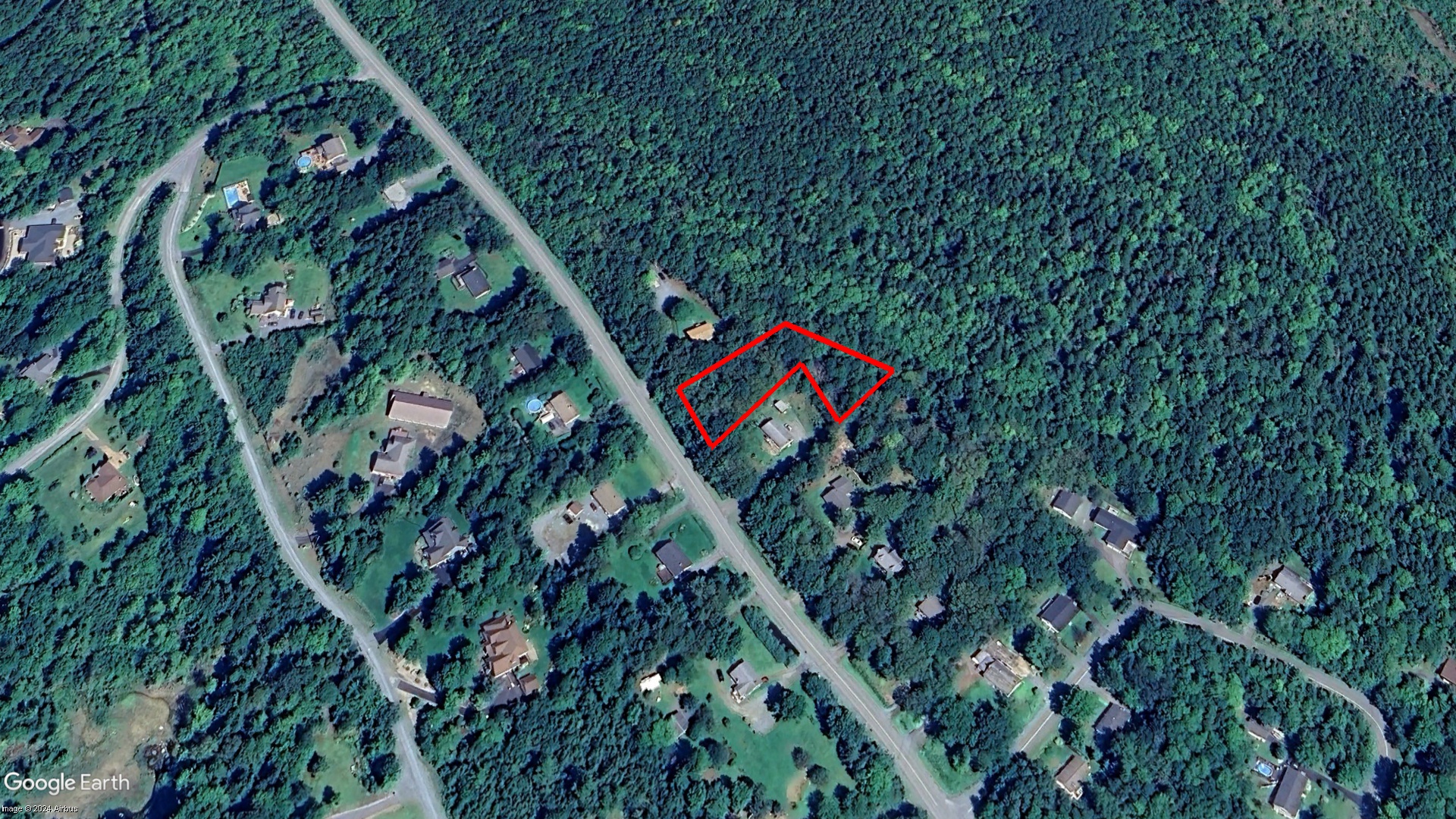 Tax Sale Lunenburg, Nova Scotia - 09325670