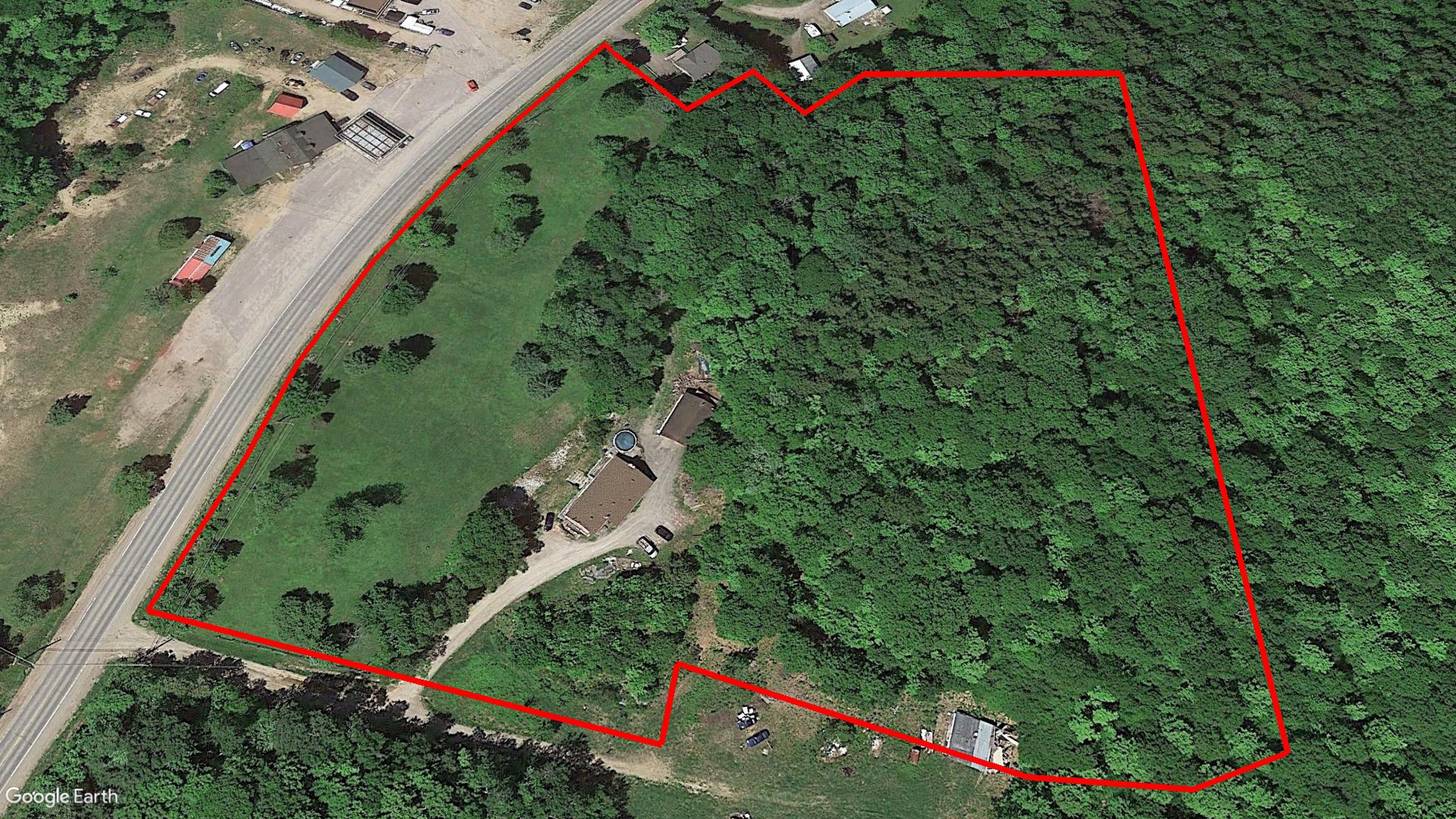 Tax Sale  Des-Collines-De-L'outaouais, Quebec - 6459-86-8239