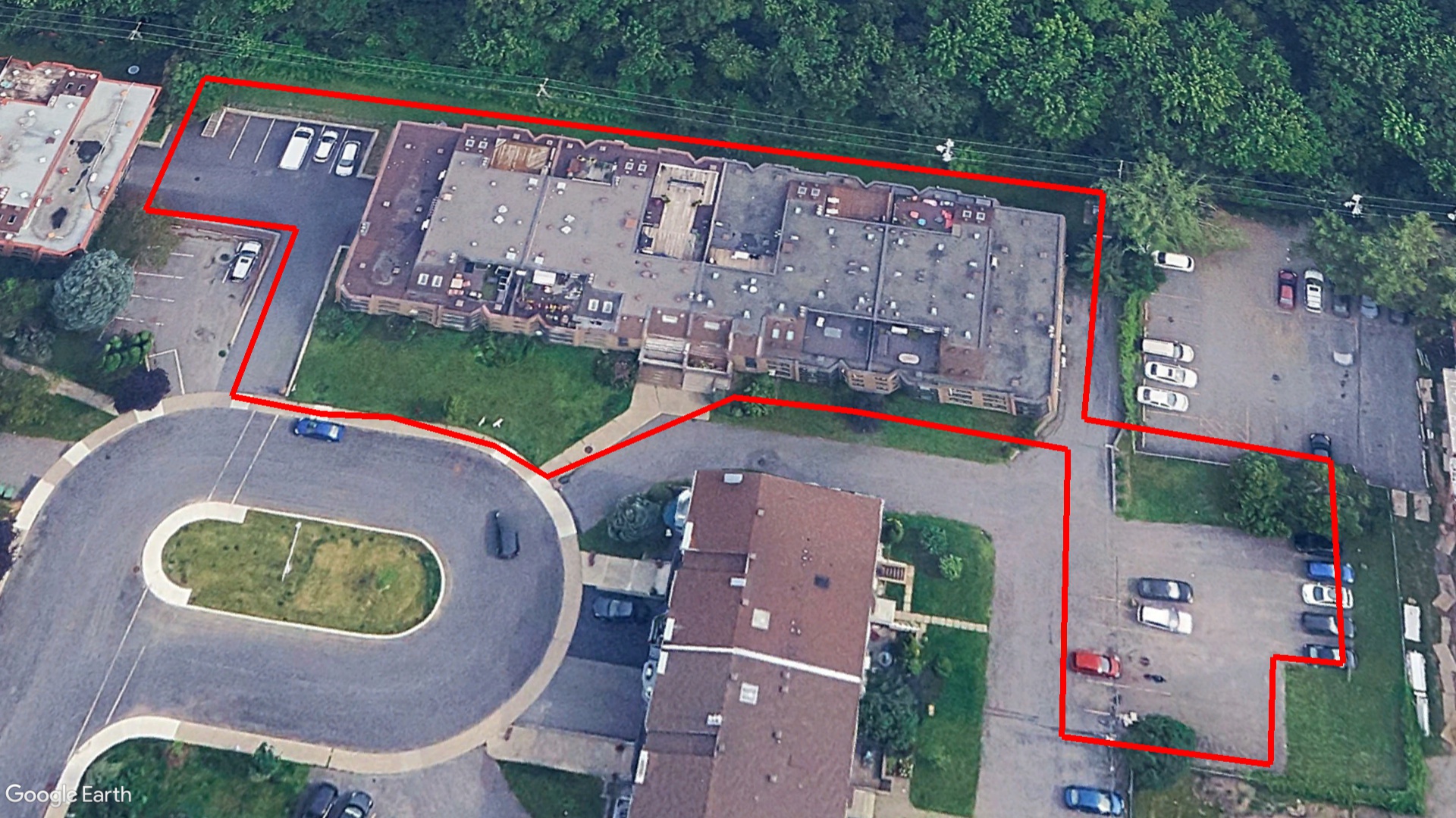 Tax Sale Montreal, Quebec - 041427-65