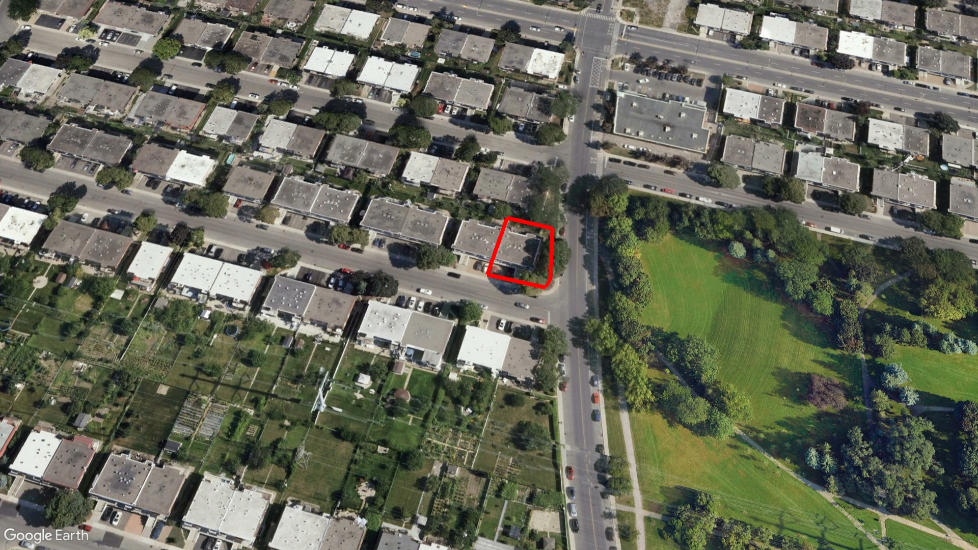 Tax Sale Montreal, Quebec - 020950-44