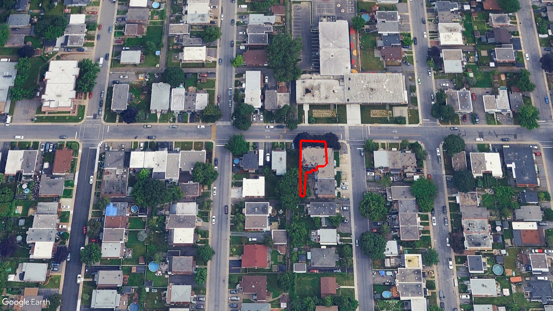 Tax Sale Montreal, Quebec - 050575-35