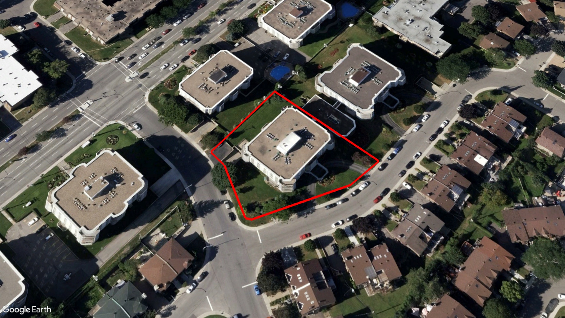 Tax Sale Montreal, Quebec - 041435-75