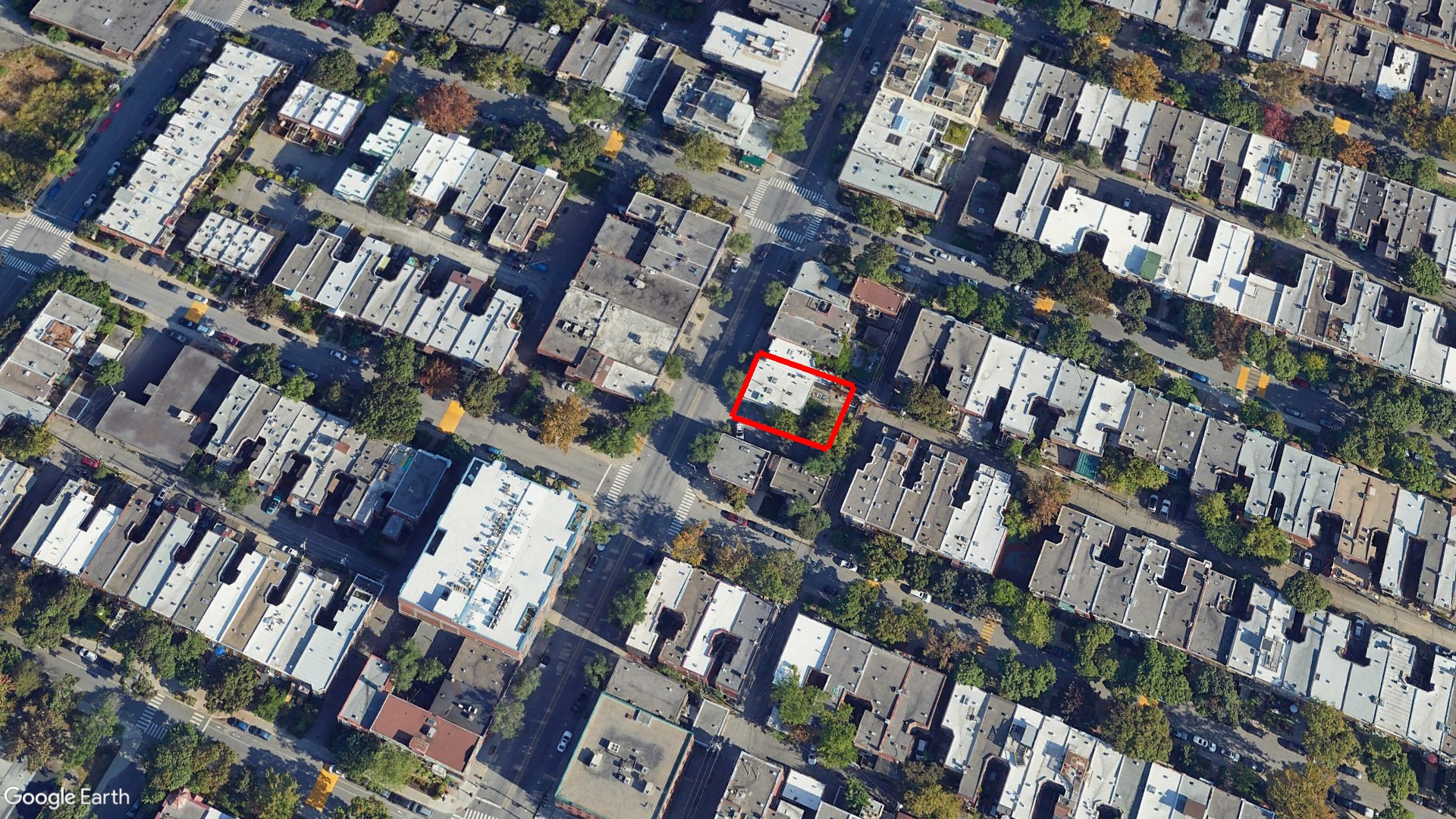 Tax Sale Montreal, Quebec - 051011-09 