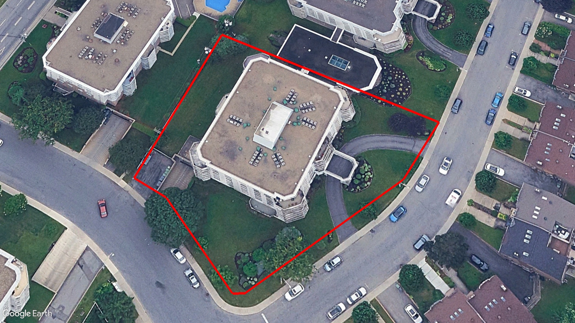 Tax Sale Montreal, Quebec - 041435-75