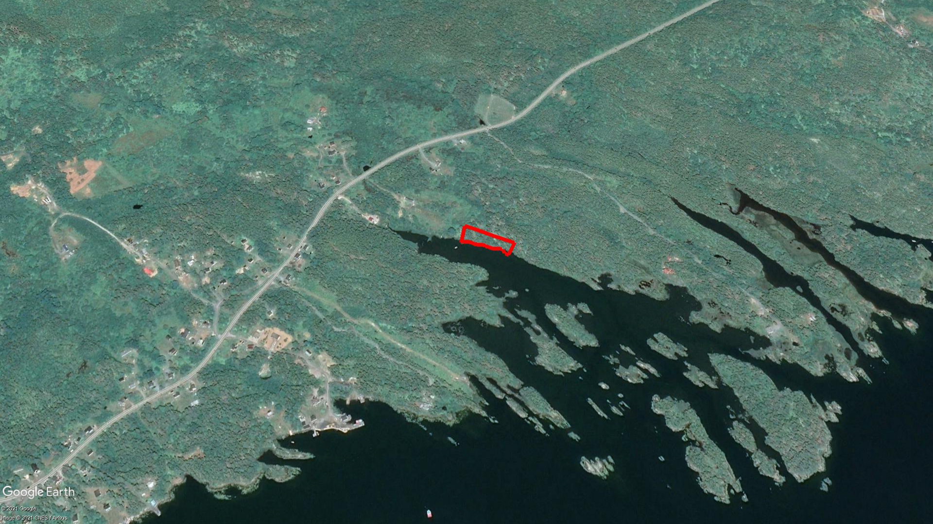 Tax Sale Lunenburg, Nova Scotia - 09673830