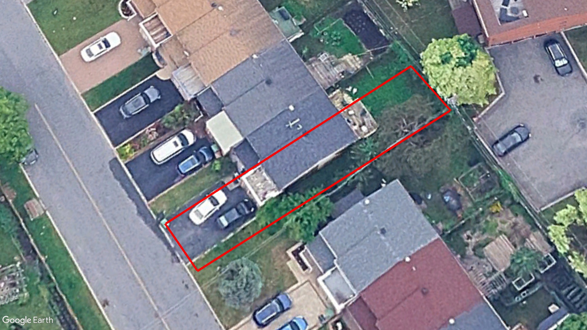 Tax Sale Montreal, Quebec - 040162-43