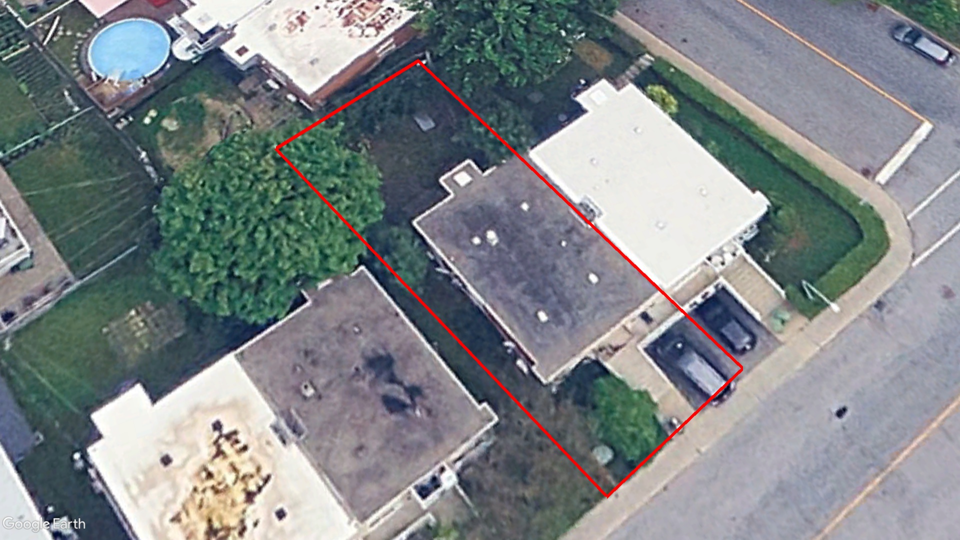 Tax Sale Montreal, Quebec - 040372-32