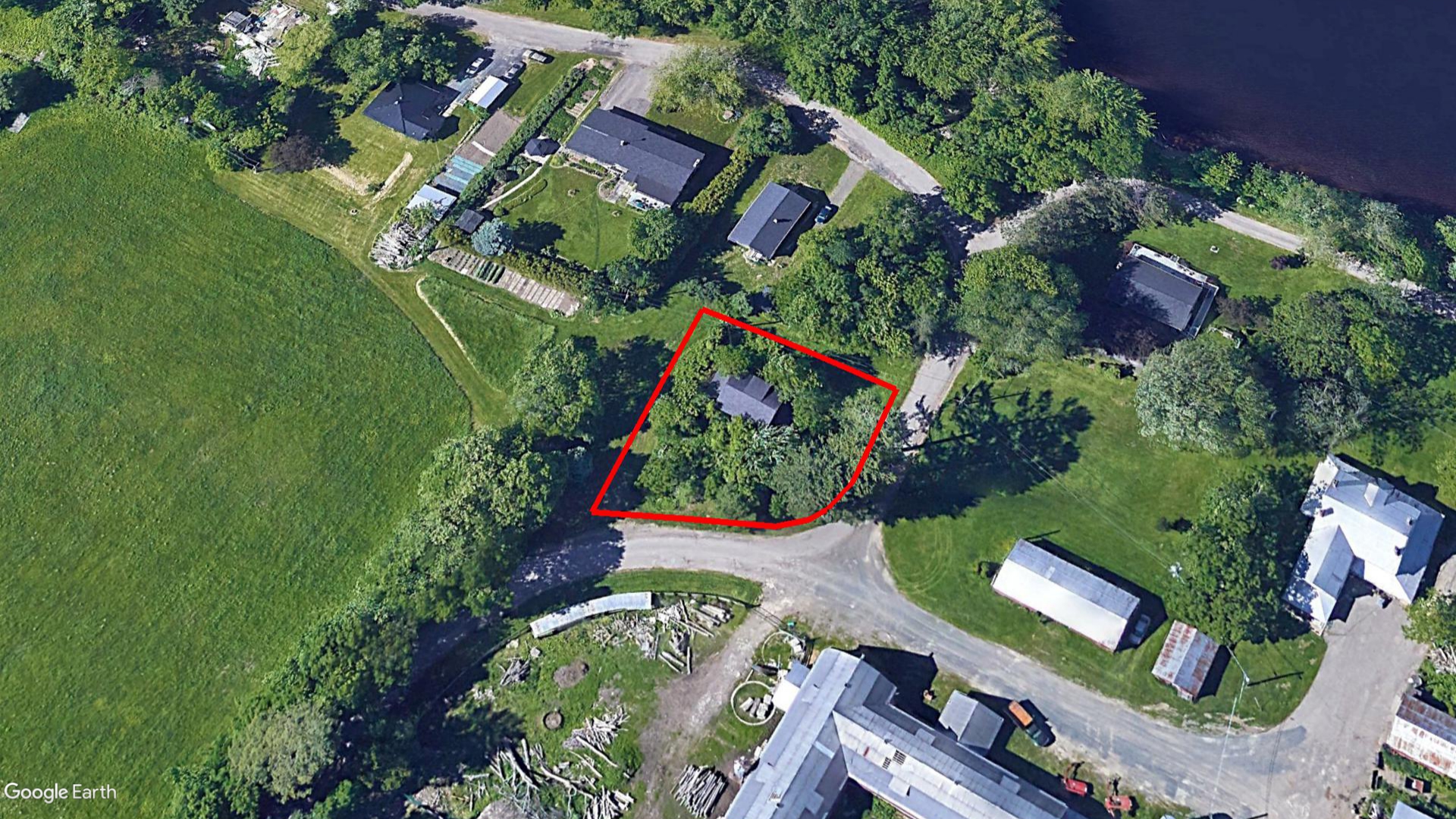 Tax Sale Fredericton, New Brunswick - 00773077