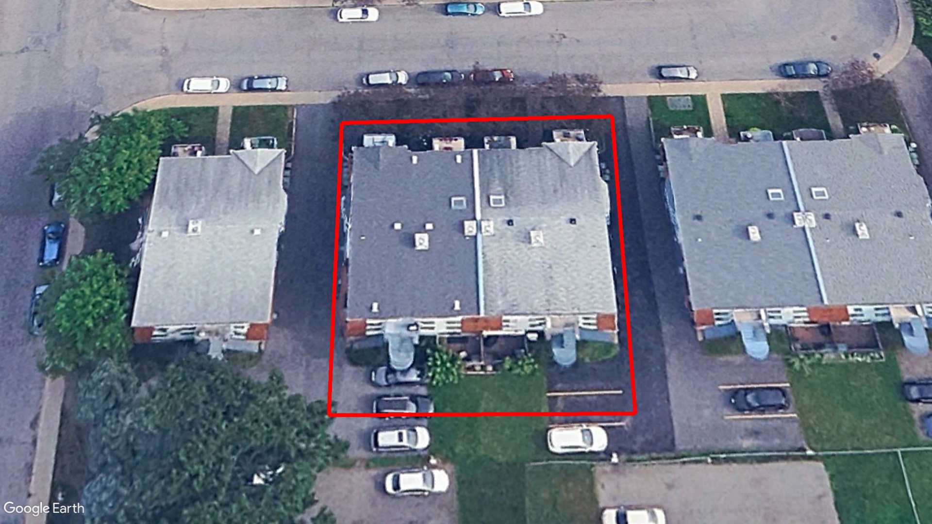 Tax Sale Montreal, Quebec - 050608-30