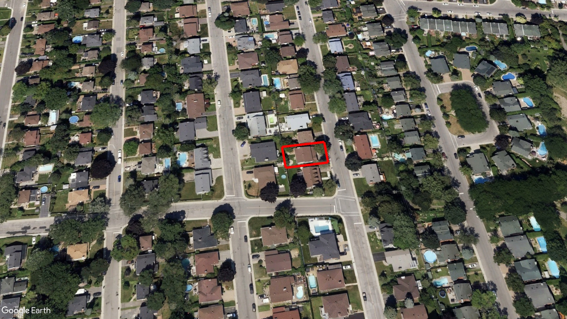 Tax Sale Montreal, Quebec - 050533-51