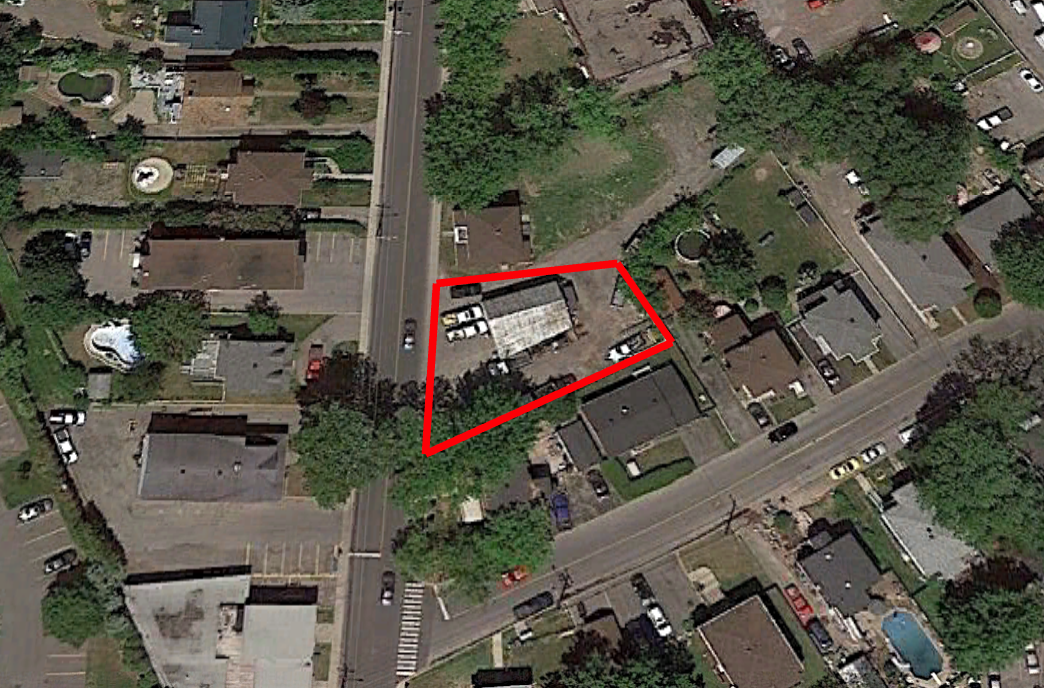 Tax Sale Montreal, Quebec - 040847-21