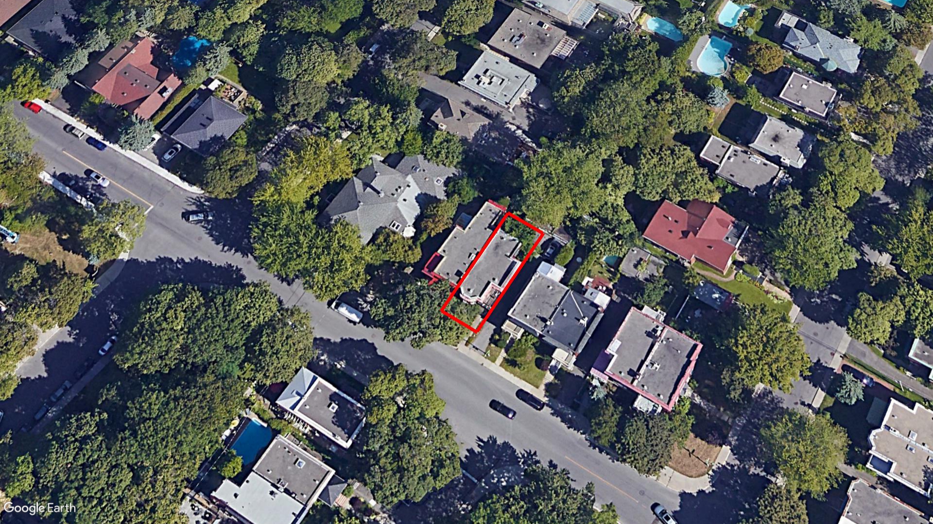 Tax Sale Montreal, Quebec - 030348-65