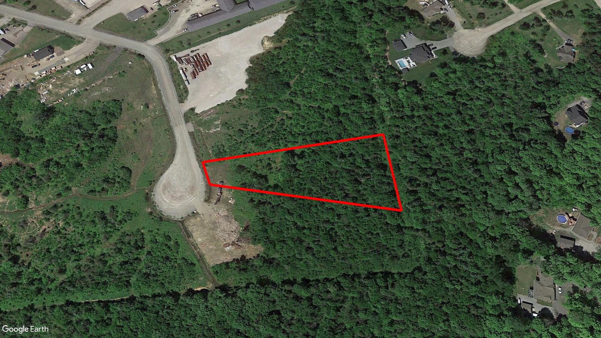 Tax Sale  Des-Collines-De-L'outaouais, Quebec - 9051-98-5232