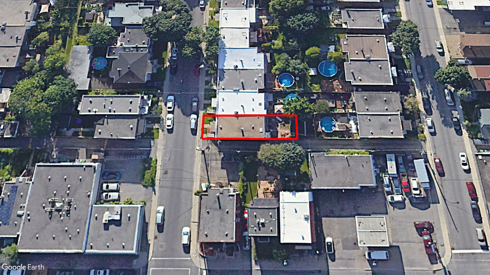 Tax Sale Montreal, Quebec - 040445-85