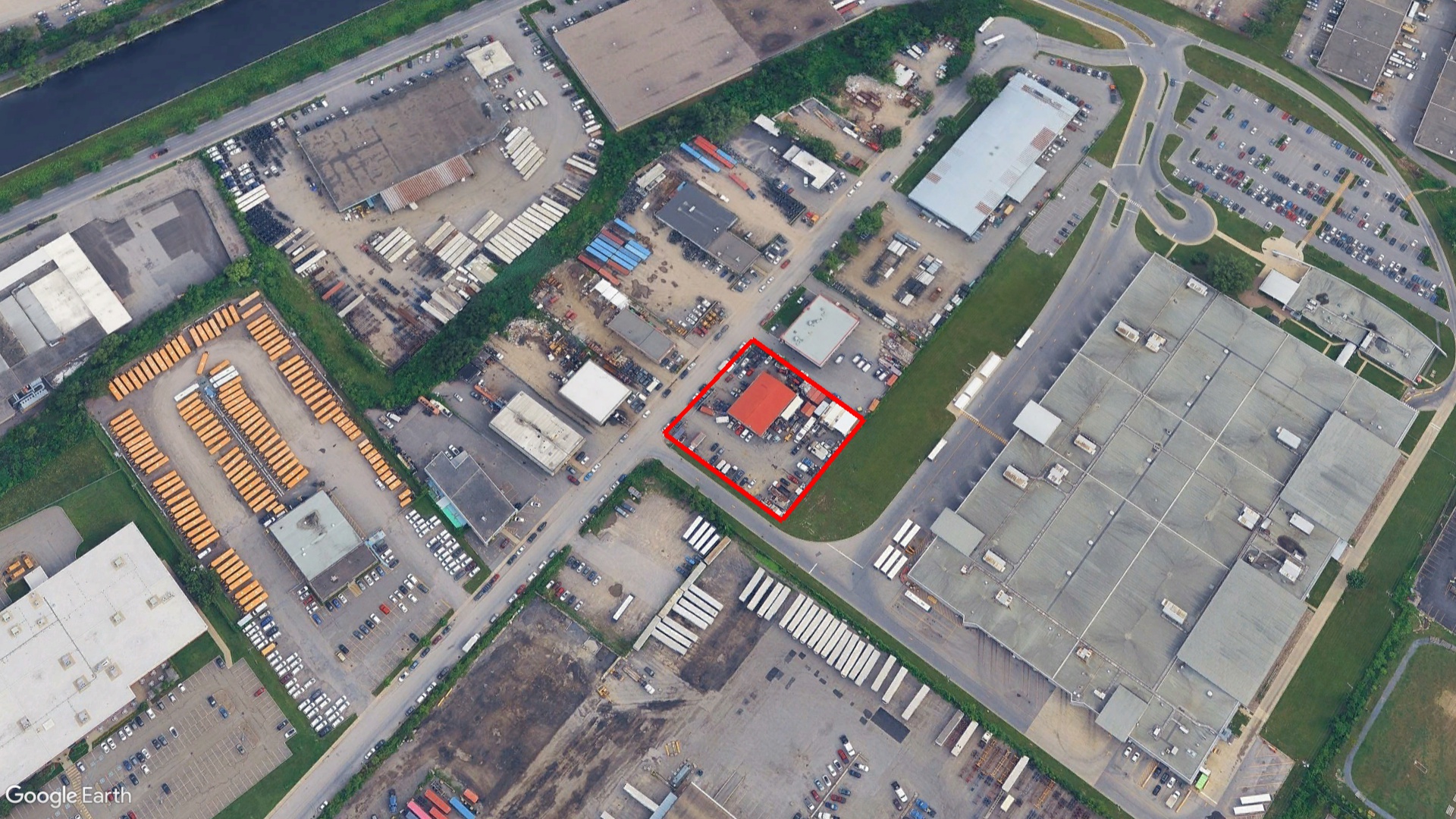 Tax Sale Montreal, Quebec - 041415-58