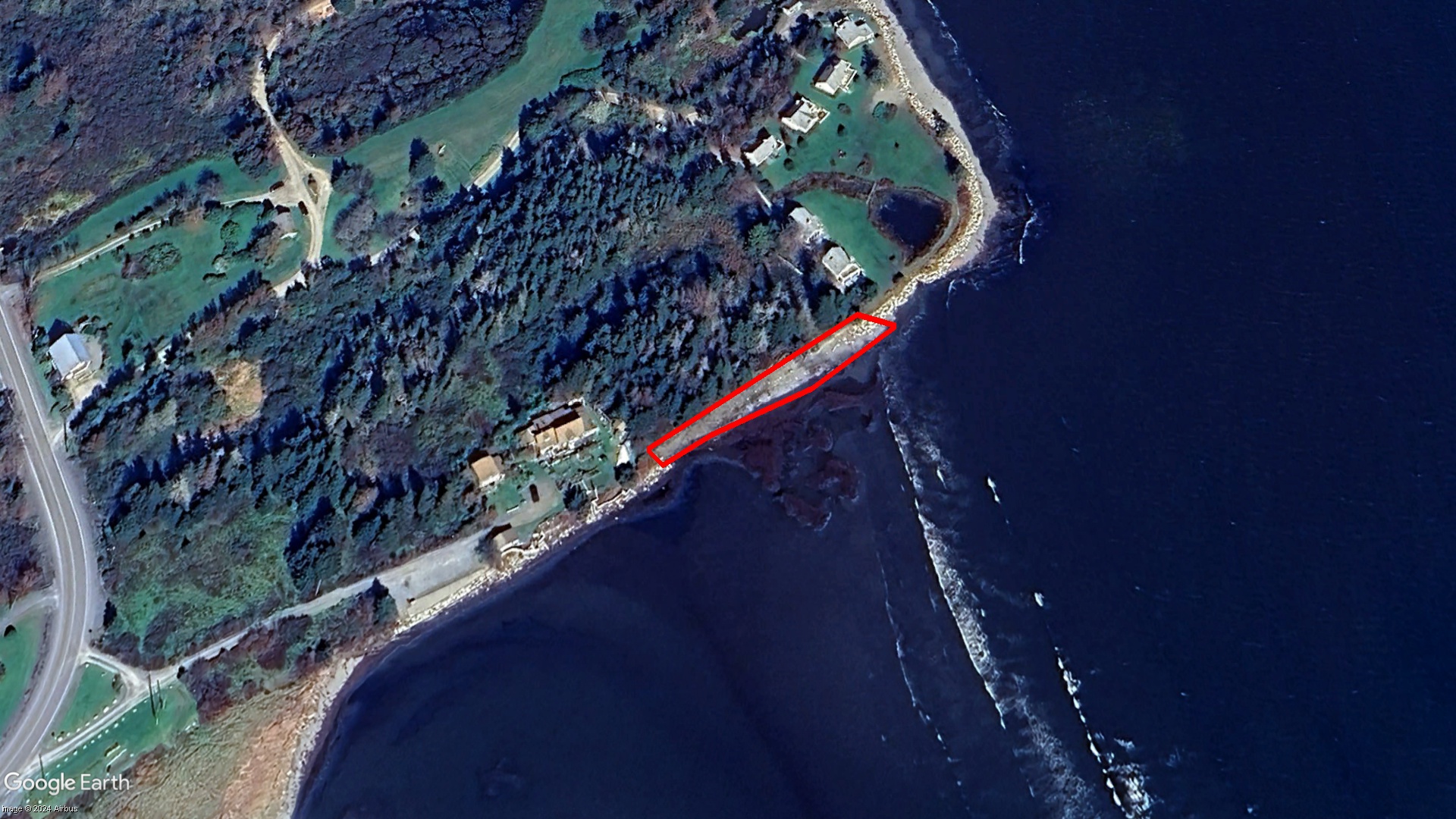 Tax Sale Lunenburg, Nova Scotia - 09320695