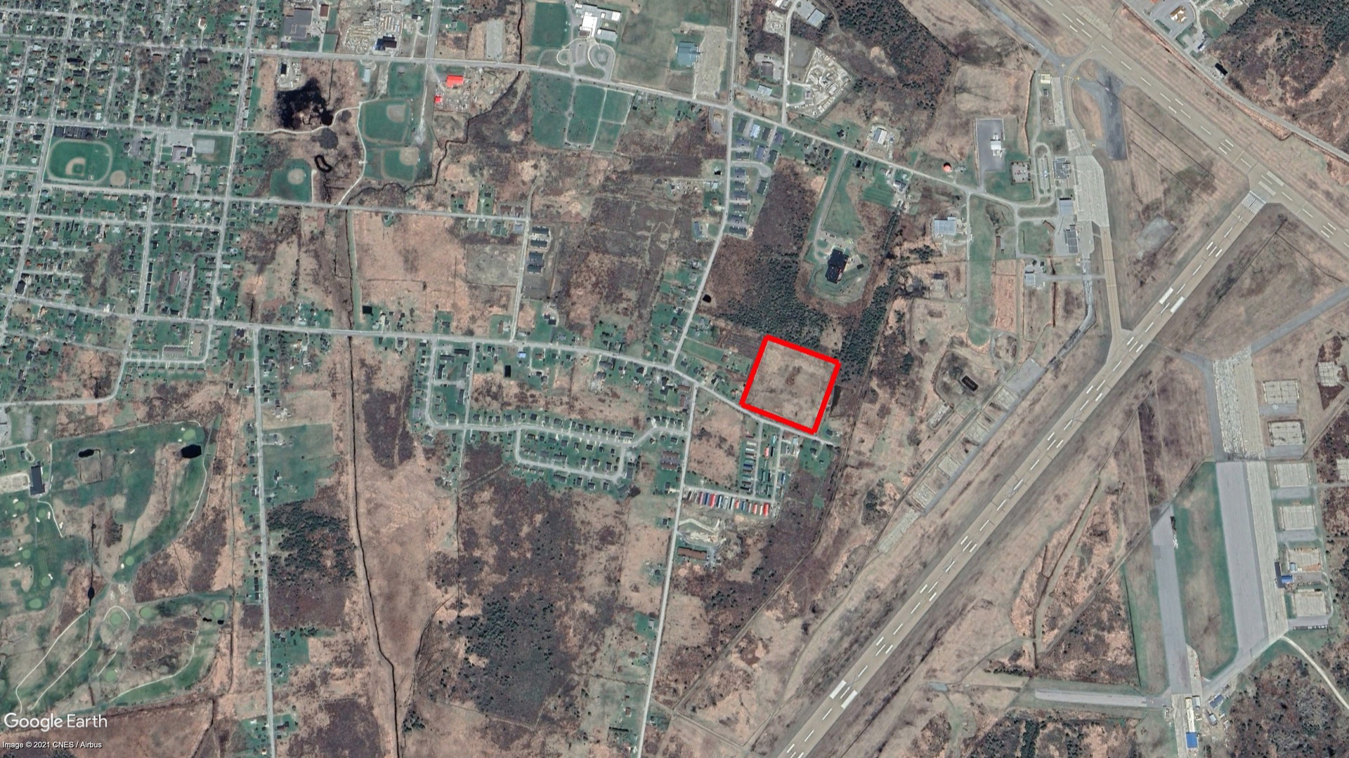 Tax Sale Yarmouth, Nova Scotia - 01758853