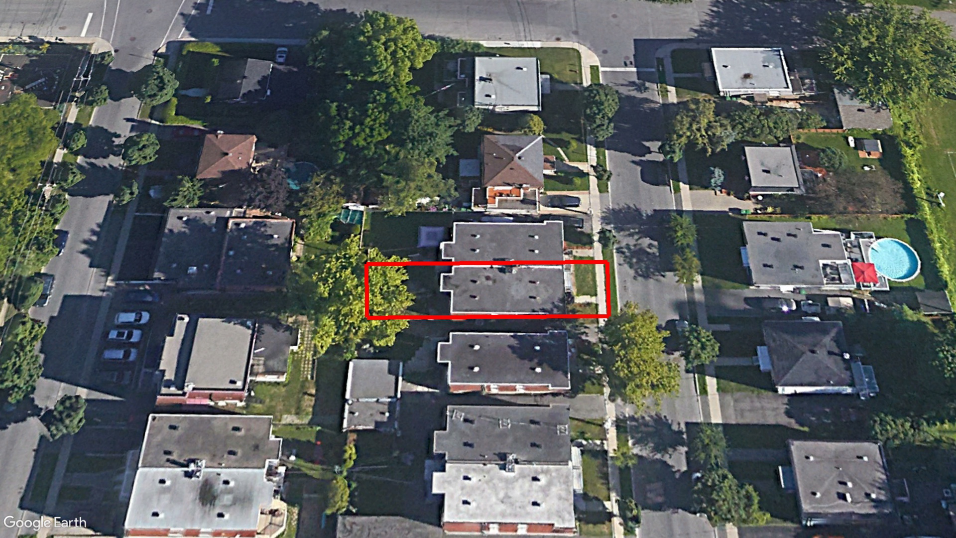 Tax Sale Montreal, Quebec - 040244-53