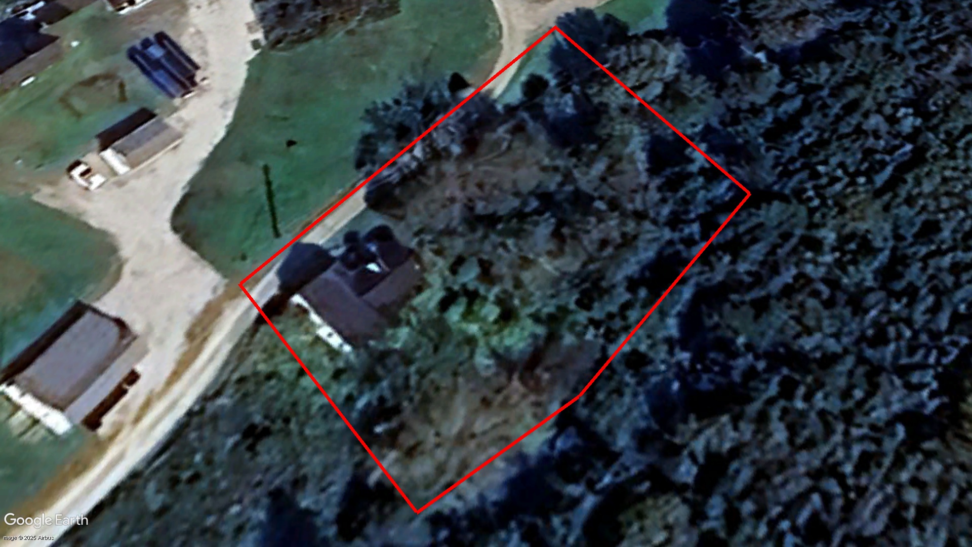 Tax Sale Shelburne, Nova Scotia - 01736078