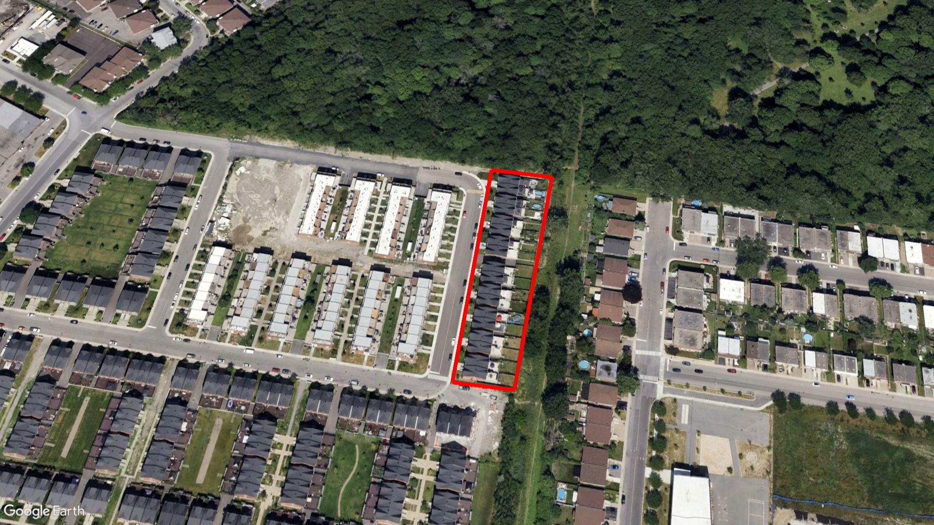 Tax Sale Montreal, Quebec - 052620-82