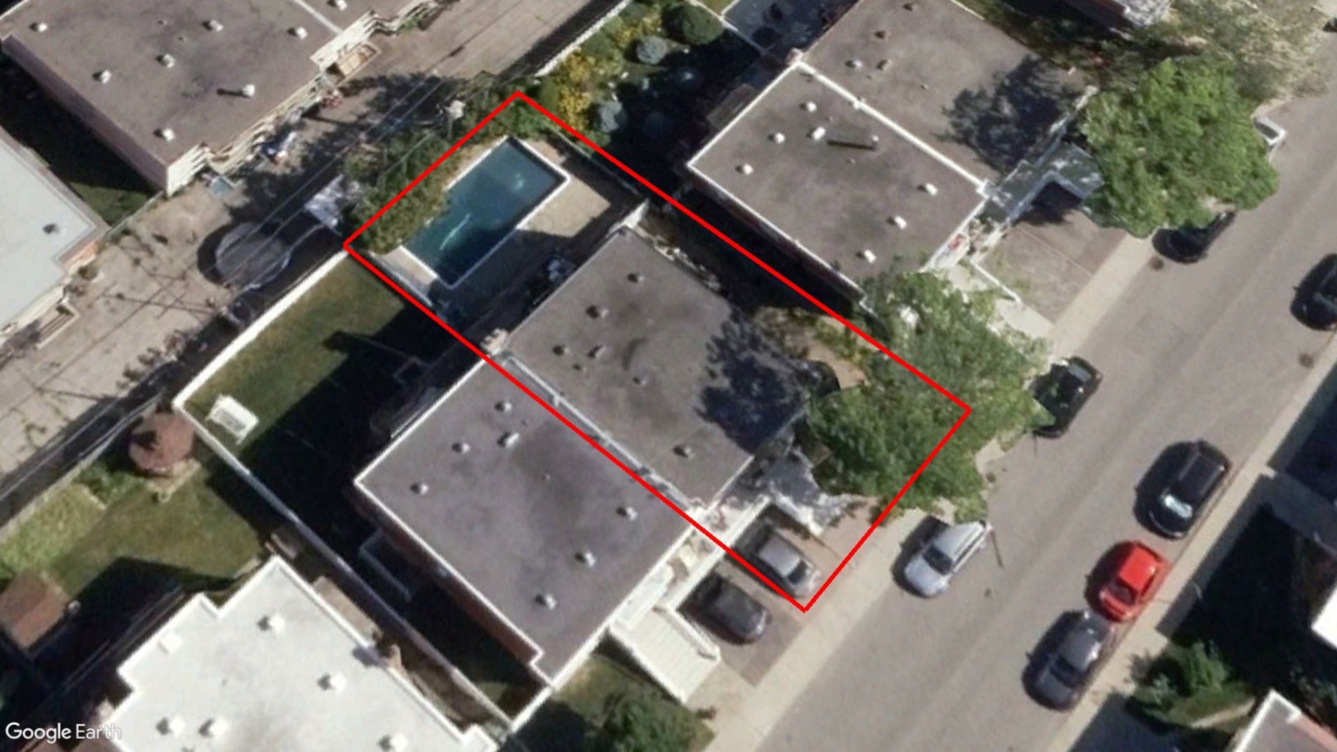 Tax Sale Montreal, Quebec - 020810-17