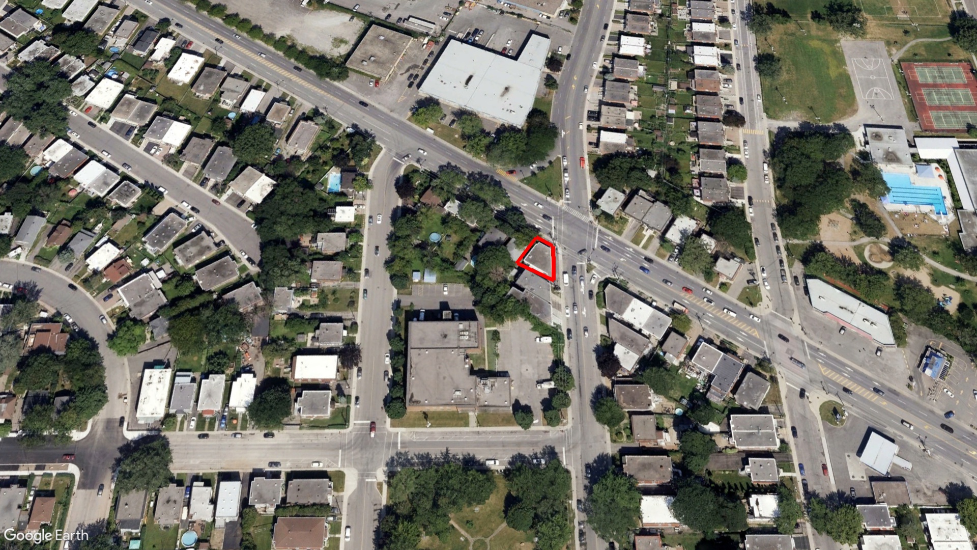 Tax Sale Montreal, Quebec - 040279-60