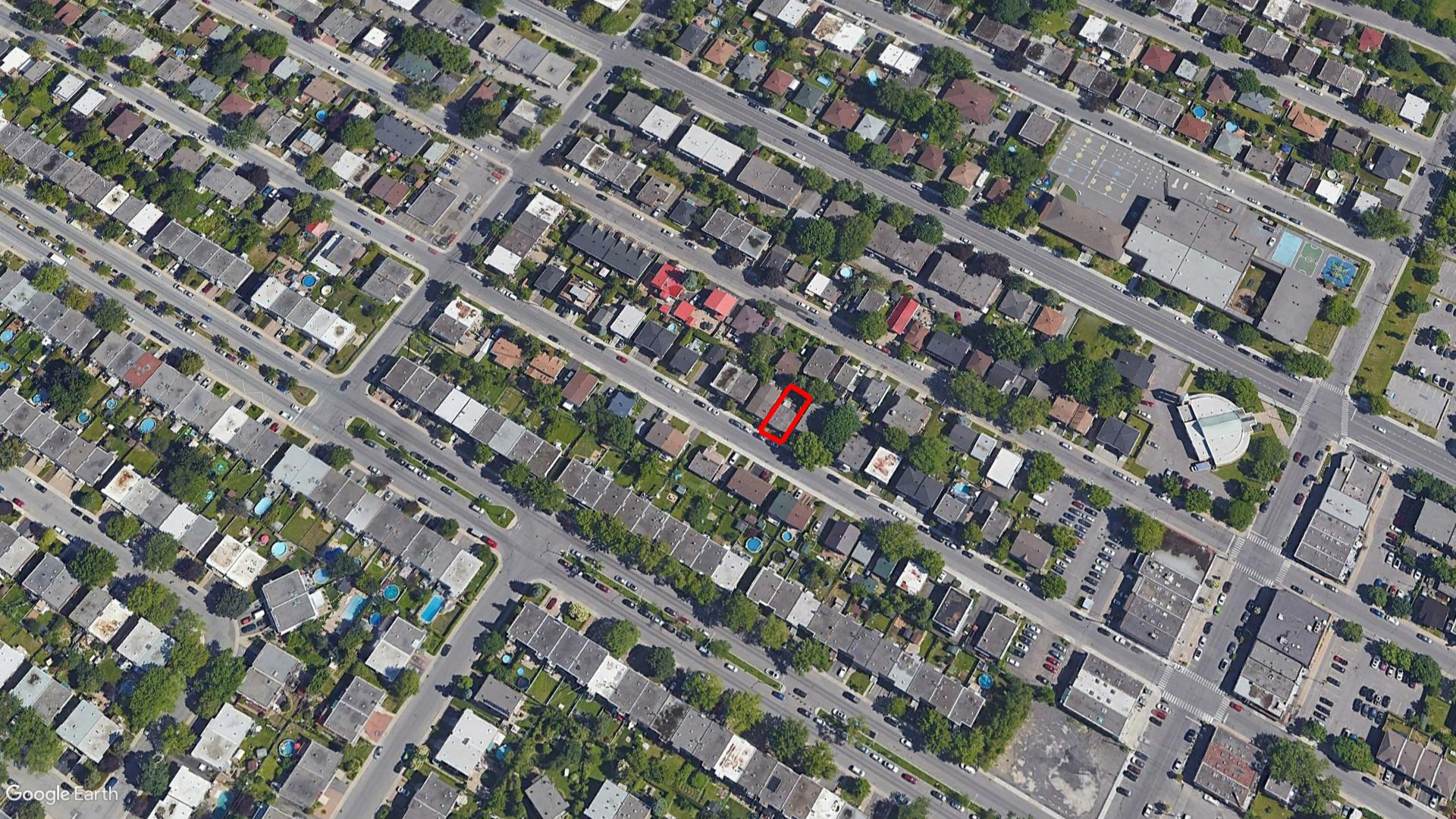 Tax Sale Montreal, Quebec - 020299-64