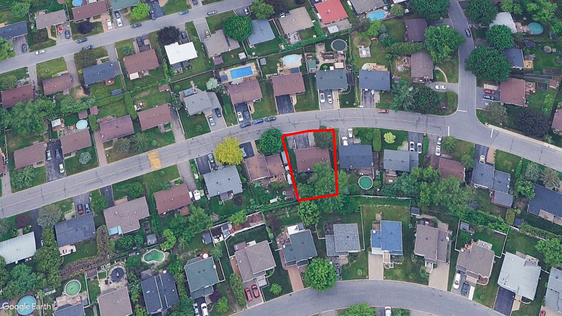 Tax Sale Montreal, Quebec - 040123-91