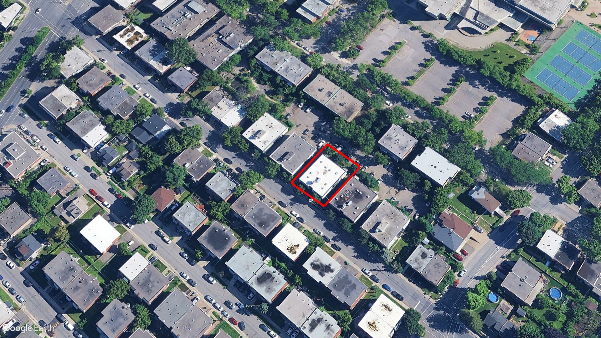 Tax Sale Montreal, Quebec - 020716-83