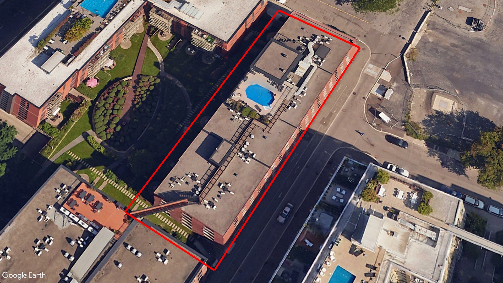 Tax Sale Montreal, Quebec - 120210-09