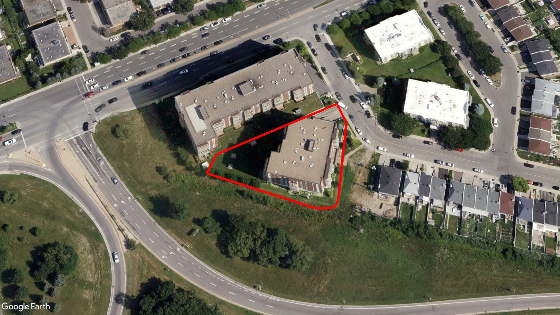 Tax Sale Montreal, Quebec - 731083-81