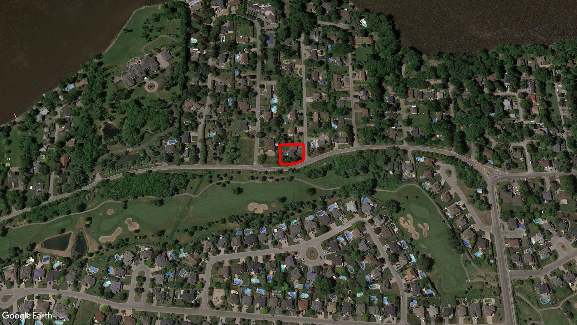 Tax Sale Montreal, Quebec - 040513-06