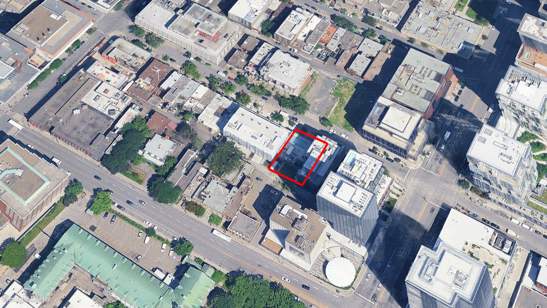 Tax Sale Montreal, Quebec - 260107-14