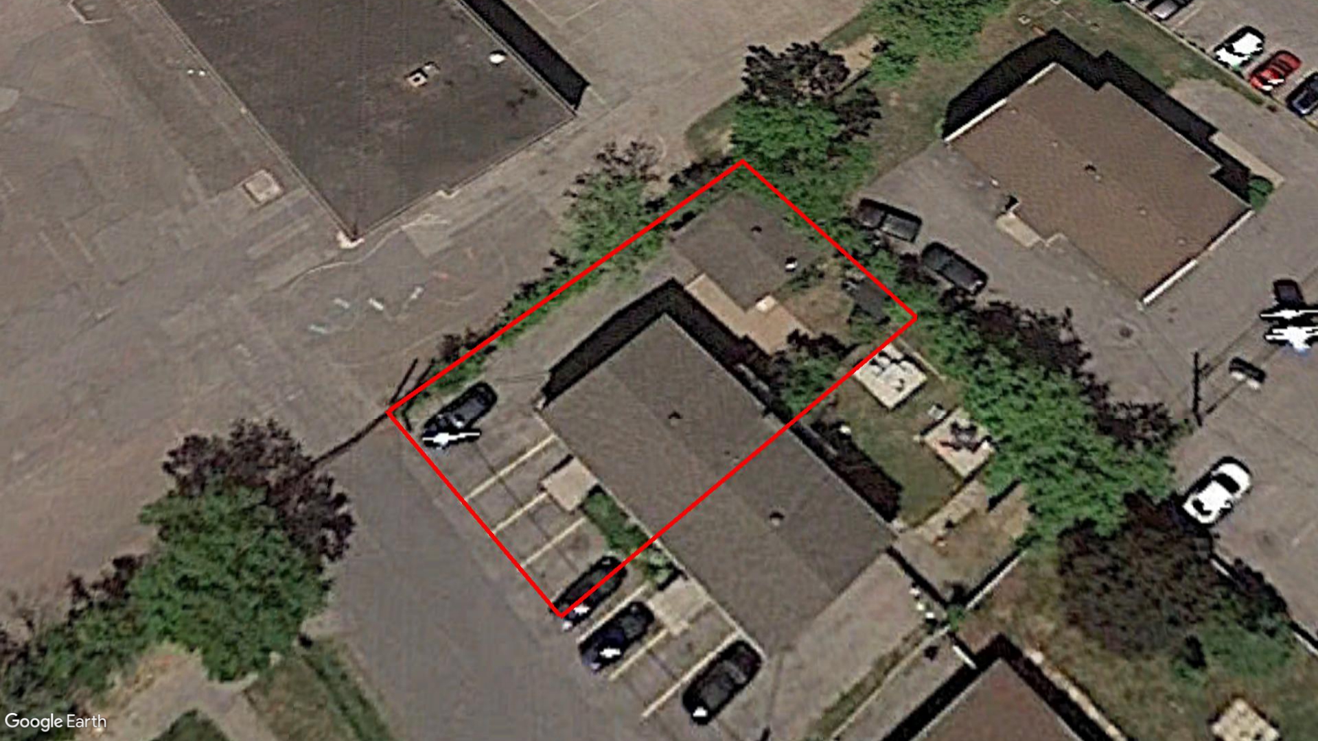 Tax Sale Montreal, Quebec - 040554-95