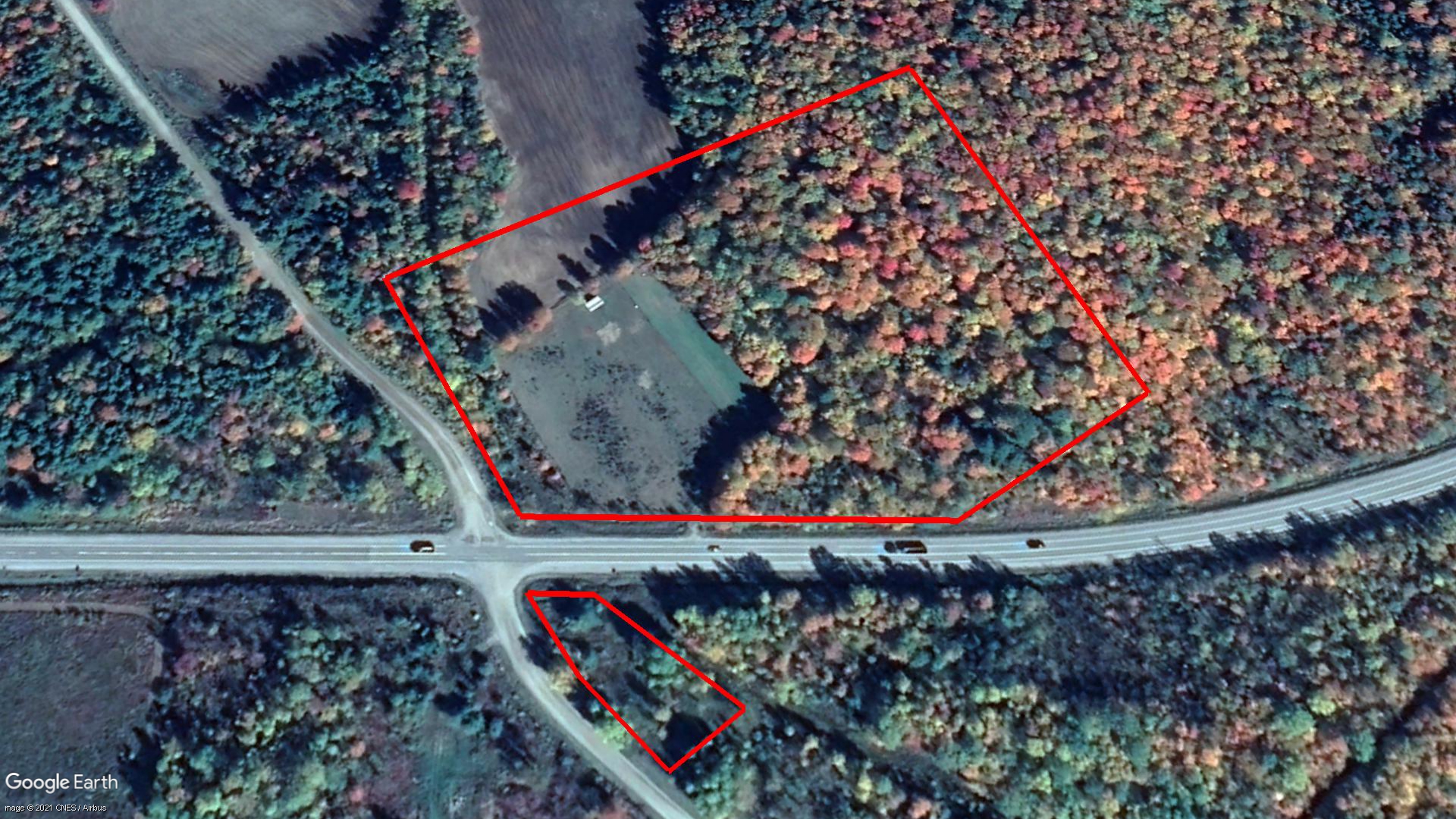 Tax Sale  Des-Collines-De-L'outaouais, Quebec - 2042-79-0665