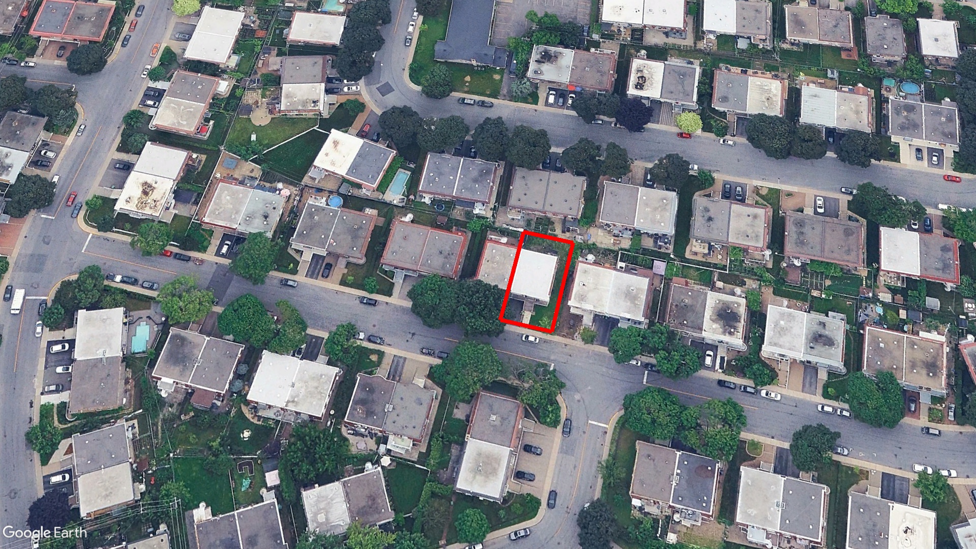 Tax Sale Montreal, Quebec - 020858-25