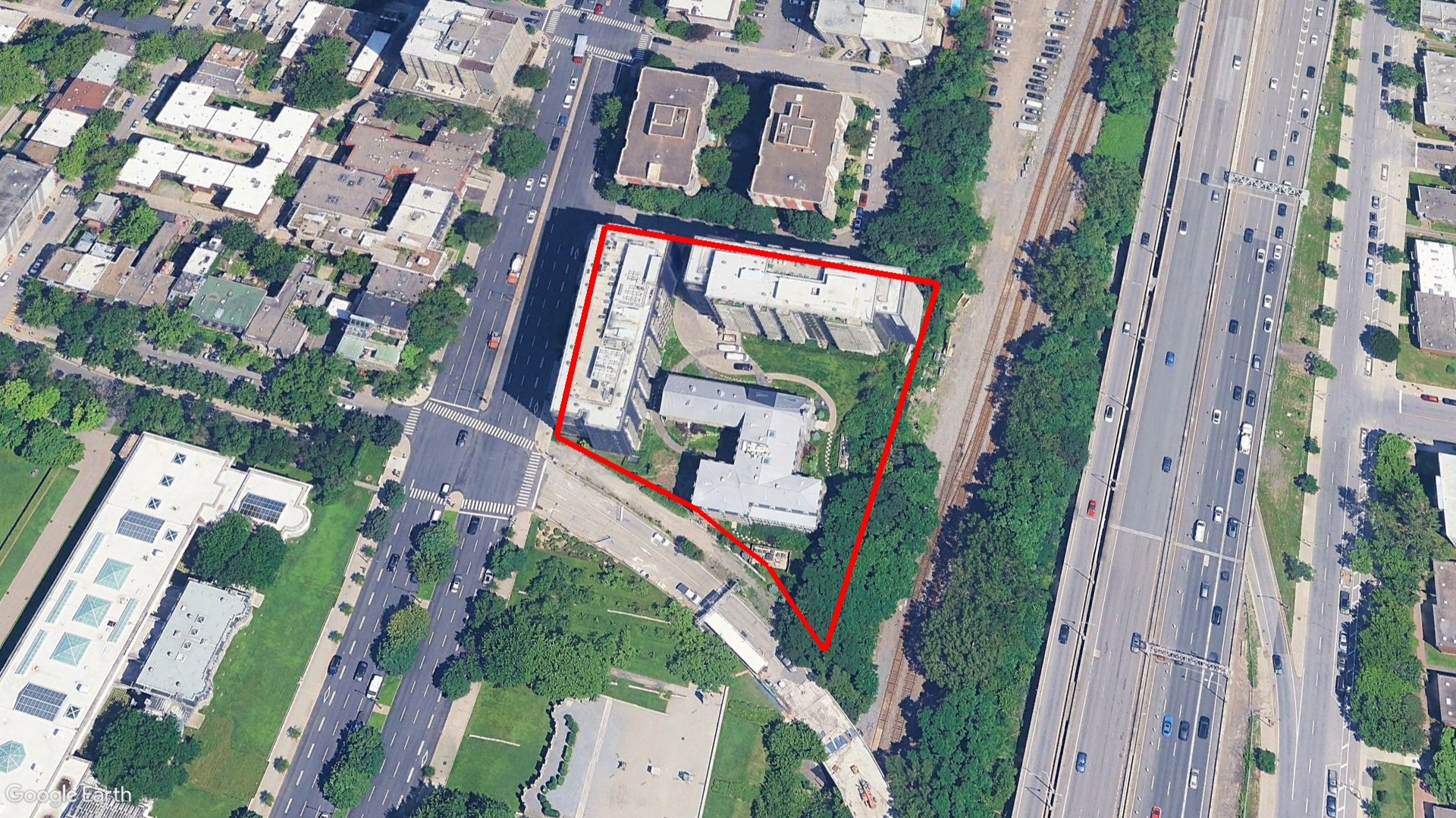 Tax Sale Montreal, Quebec - 260068-81