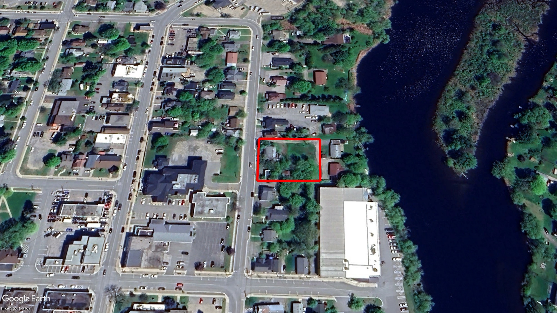 Tax Sale Parry Sound, Ontario - 4932 030 003 08900