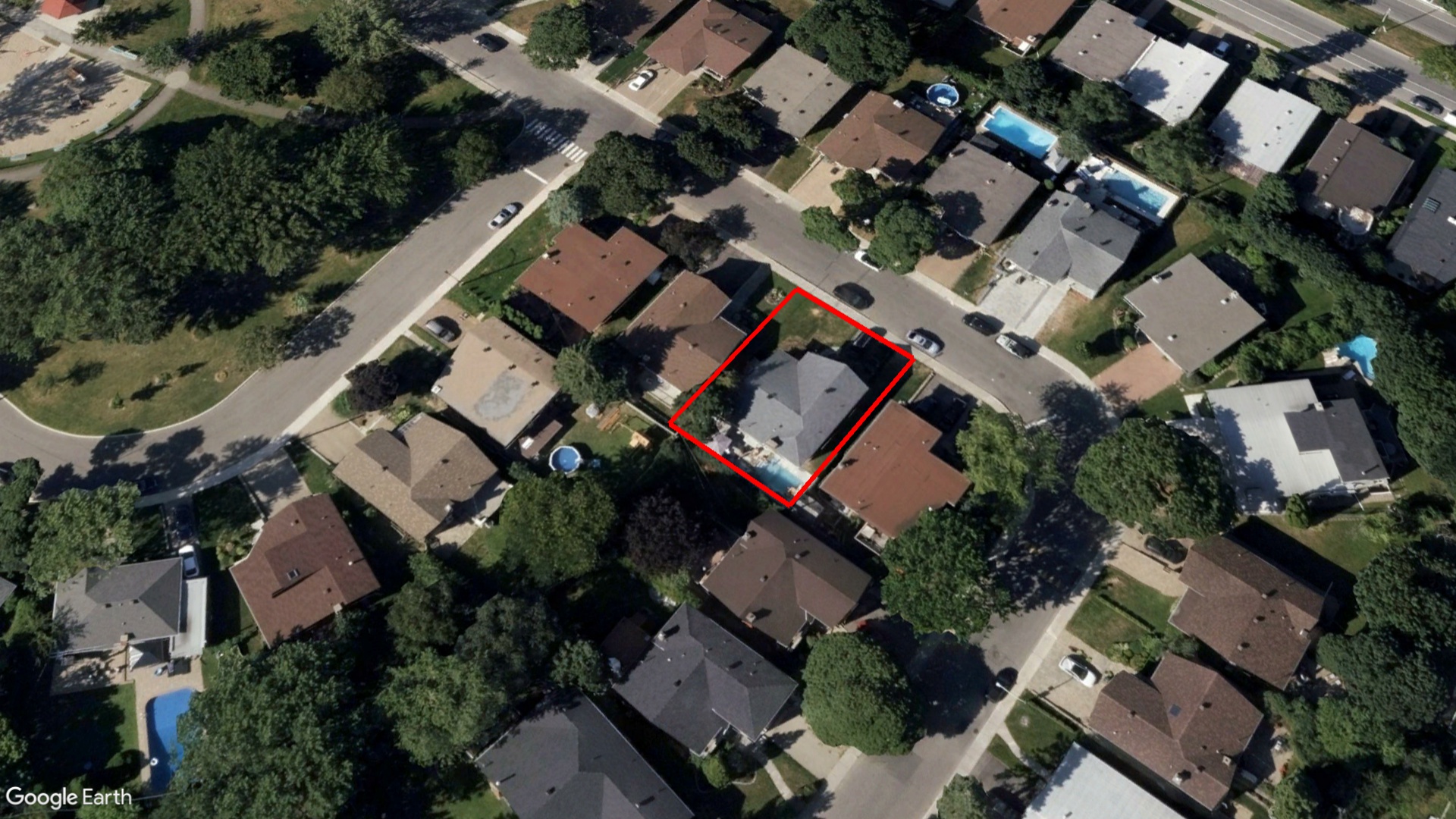 Tax Sale Montreal, Quebec - 040982-76