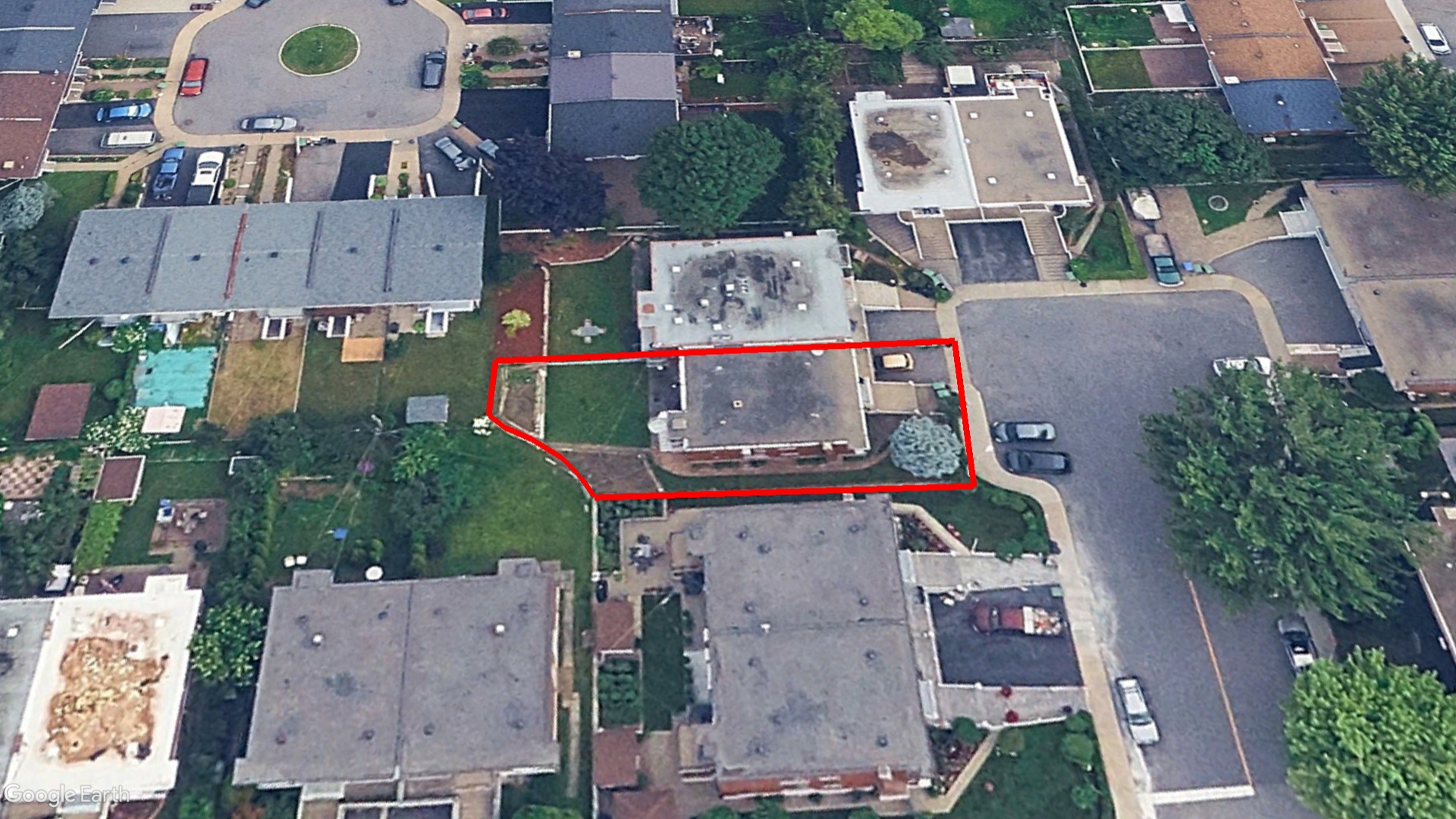 Tax Sale Montreal, Quebec - 040354-03