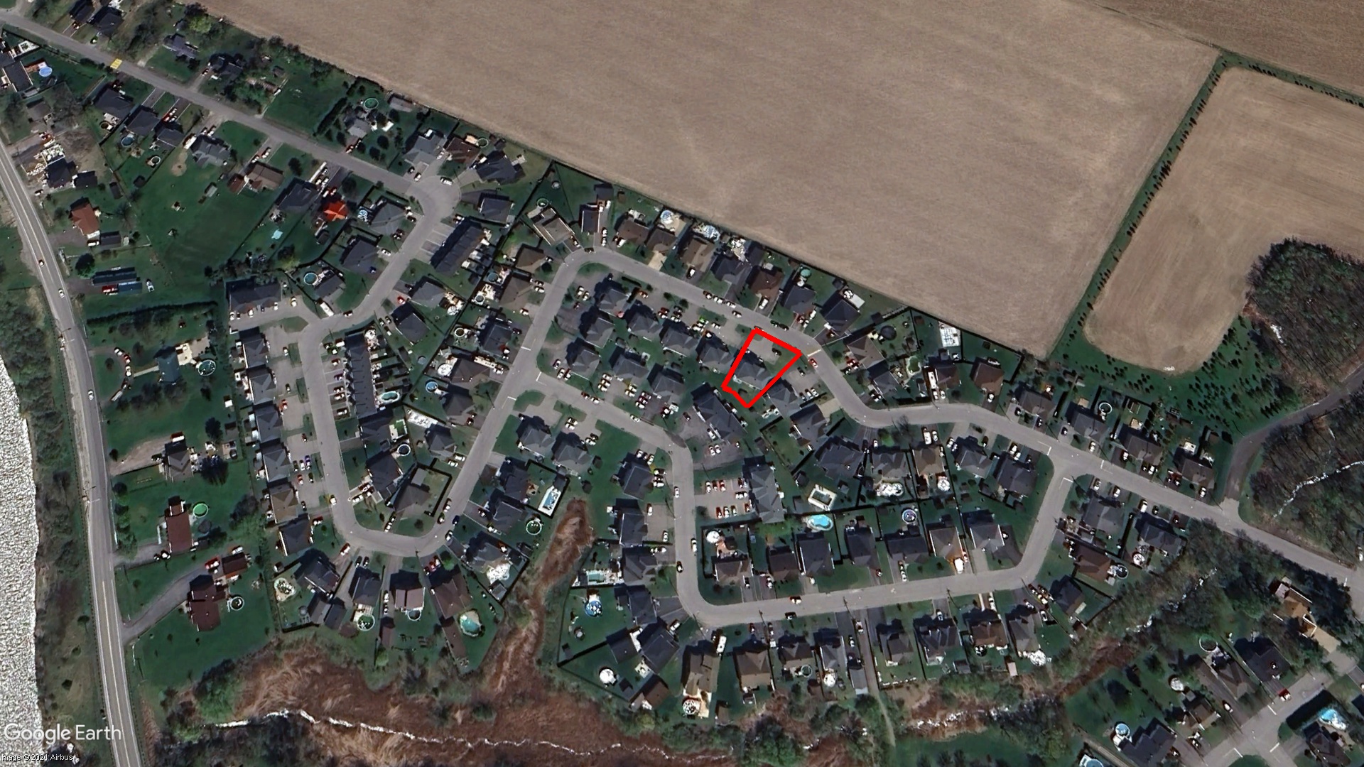 Tax Sale Beauharnois, Quebec - 8114 70 1881 001 0067